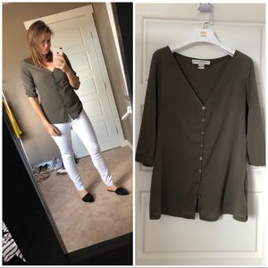 French Connection Olive green blouse buttons med